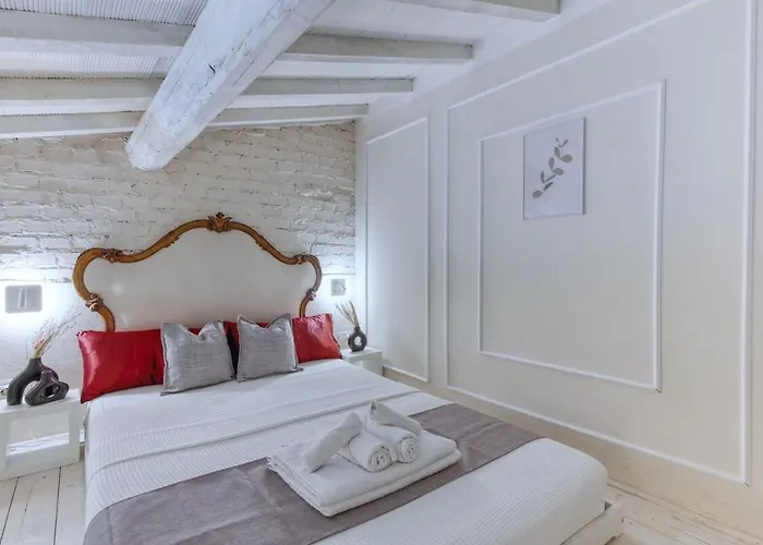 Olive Garden Loft Relax Among Olive Trees And Gazebos 펜션 *